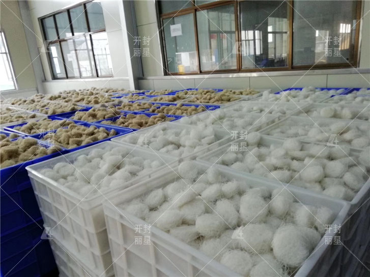 ��ʳ��˿��е�ӹ�������