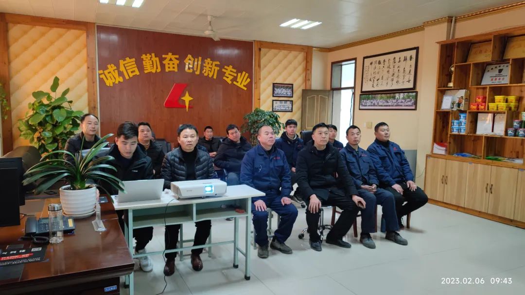 ����ʼ�royal1688 - ������˾��չ�徲����ѧϰ�˶�