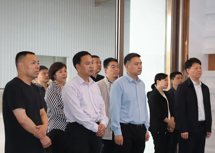 �Ӵ�ʡũҵũ����**ݰ�ٻʼ�royal1688 - �����Ӳ�