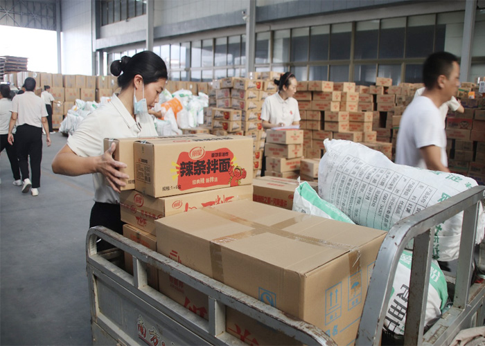 »Ê¼Òroyal1688 - ¹ÙÍøÖÐÇï.jpg