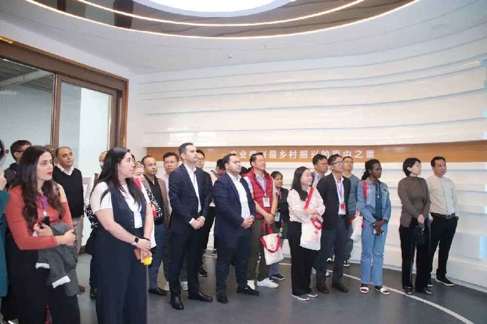 �������˵��ù�˾����������Я��̽�������»�Ե